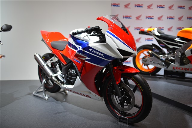 ホンダ Cbr250r はここが凄い Underpowermotors