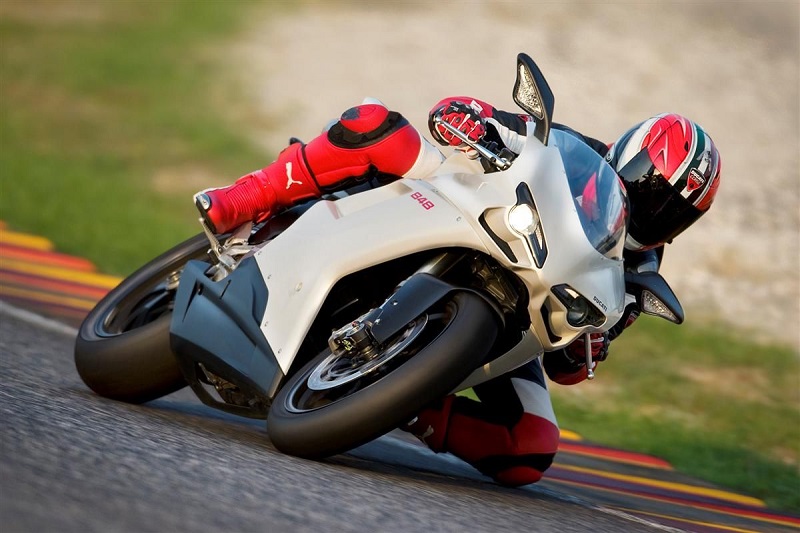 Superbike 848 (DUCATI)