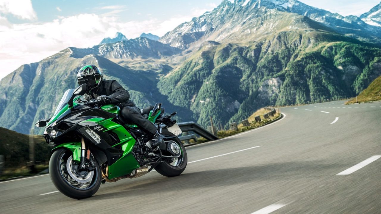 H2 Sxはzx 14rの代わりとなるのか Underpowermotors